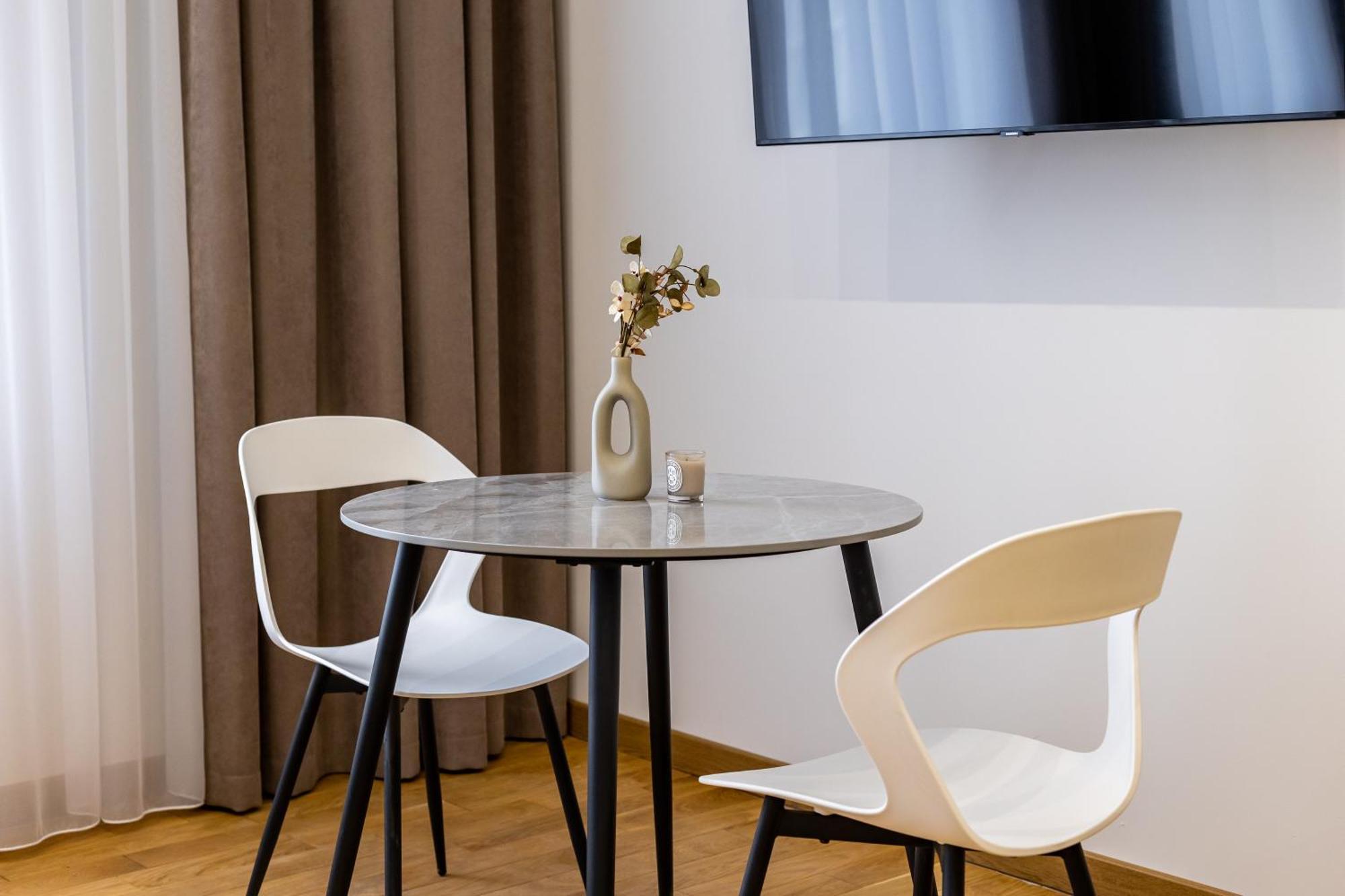 Doroshenka Premium Apartments Lviv Exterior photo